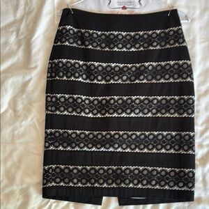 Elegant Black Lace Pencil Skirt